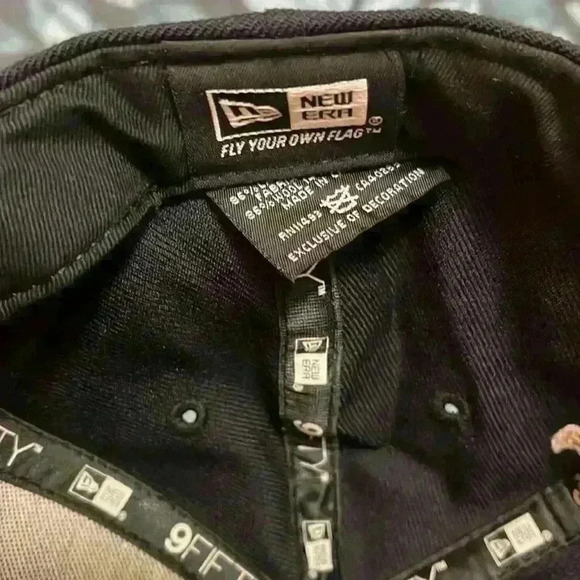 Chicago Bulls Cap - Lot of 2 - Picture 8 of 15